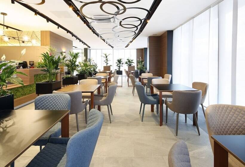 Fotos del hotel Koncept Residence:  8