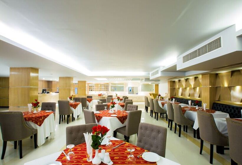 هتل Momo Inn