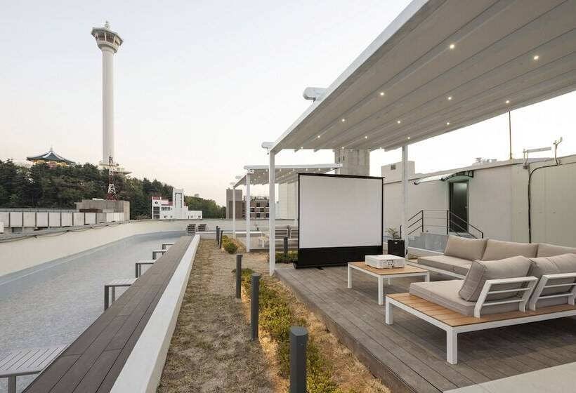 No.25 Signature Hotel Daechung