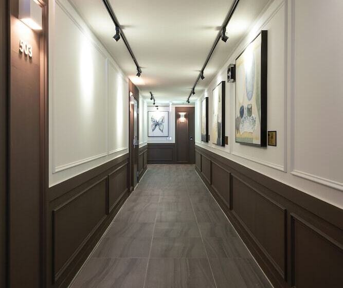 No.25 Signature Hotel Daechung