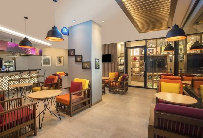 Fotos del hotel Swissbelresort Dago Heritage:  13