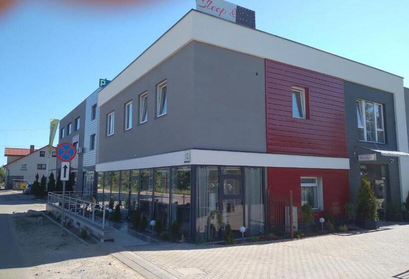 モーテル Sleep&fly