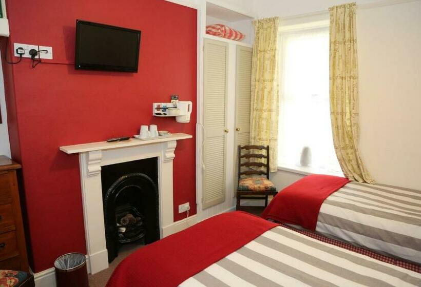 پانسیون Acorns Guest House