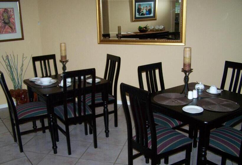 پانسیون Big 5 Guest House