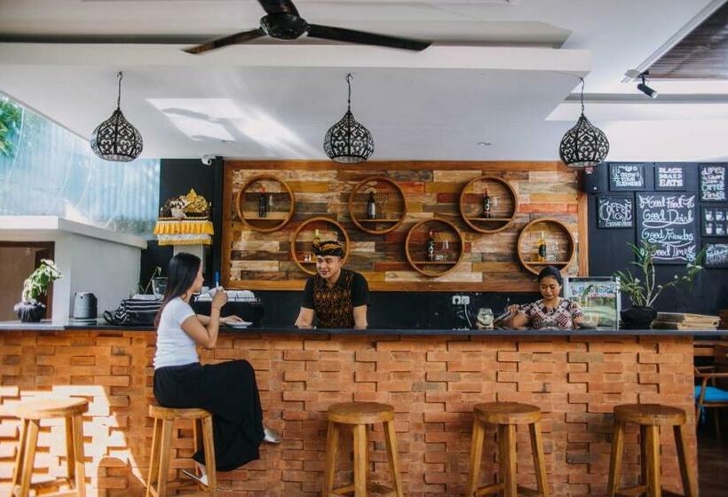 리조트 Freddies Villas Ubud Bali