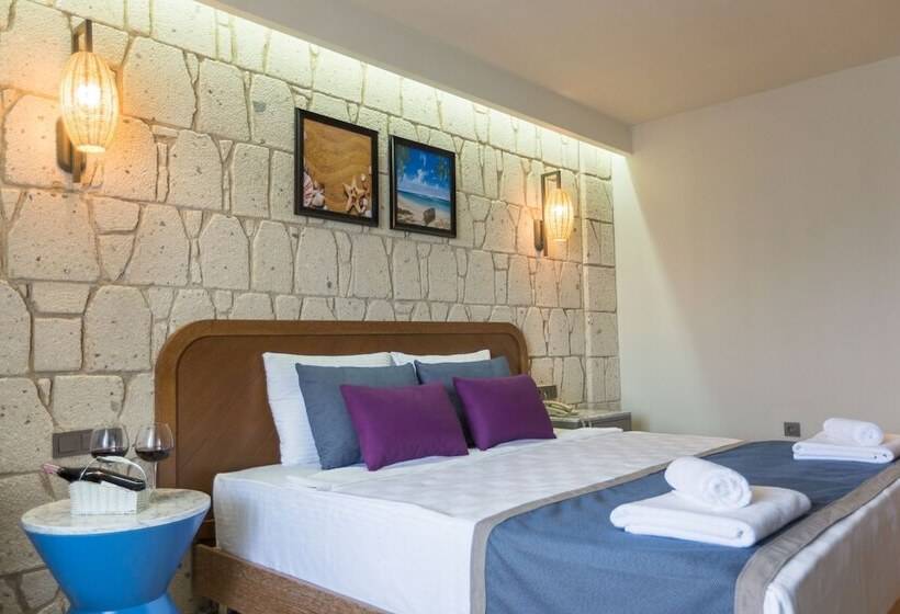 Risus Beach Resort