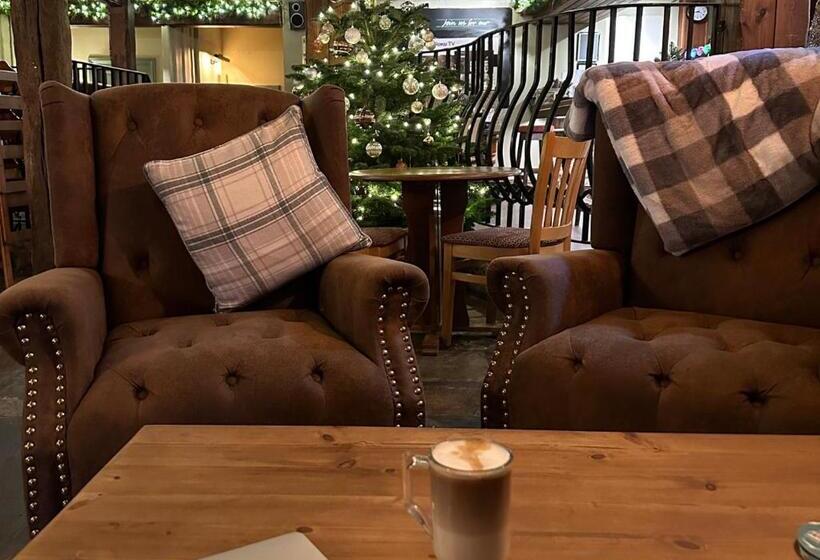 ユースホステル The Heathfield Inn