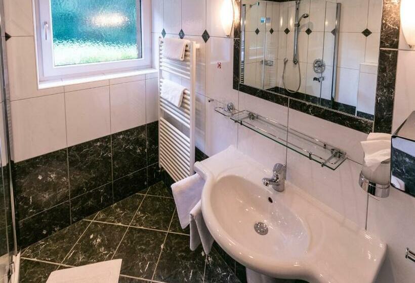 مبيت وإفطار Pension Bergfried