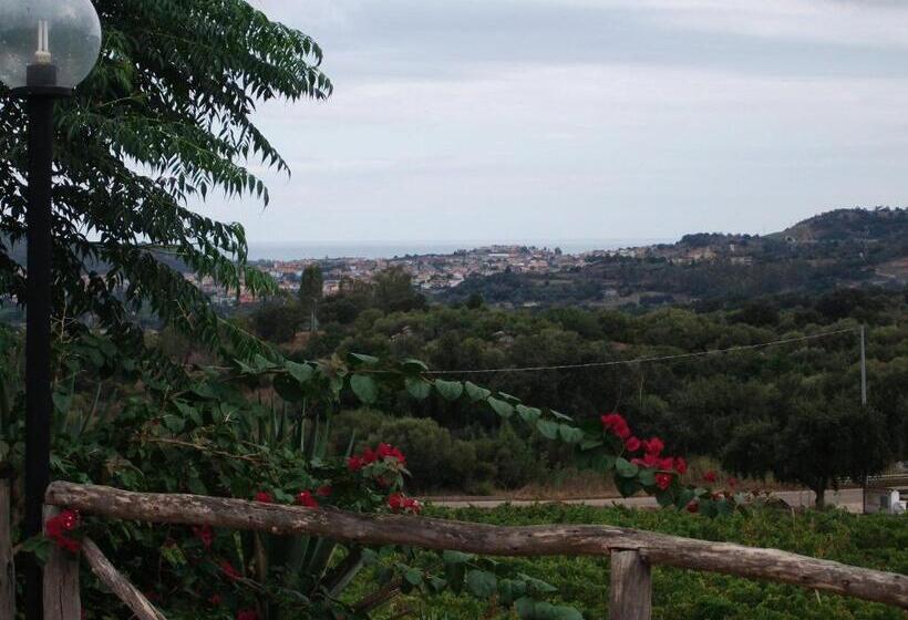 فندق Agriturismo Su Solianu