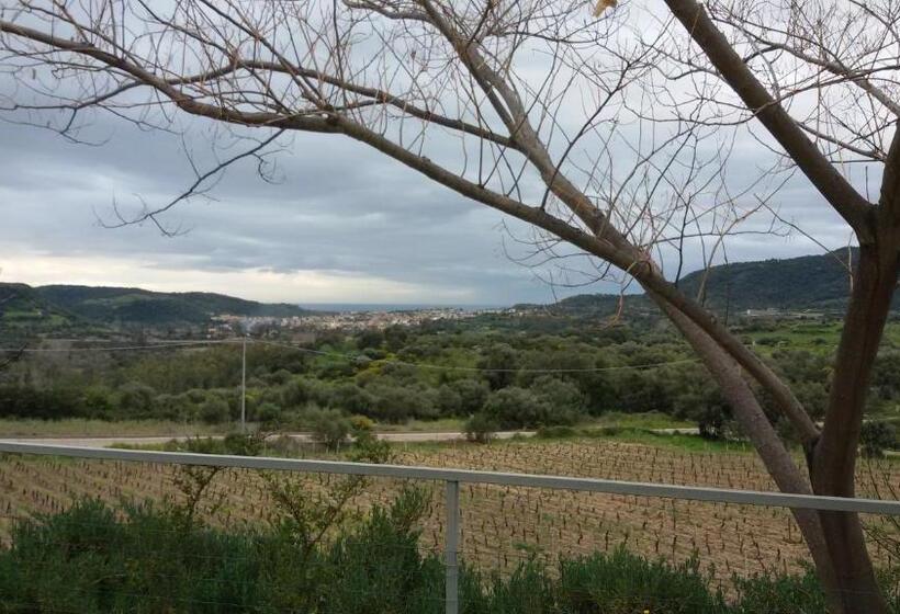 فندق Agriturismo Su Solianu