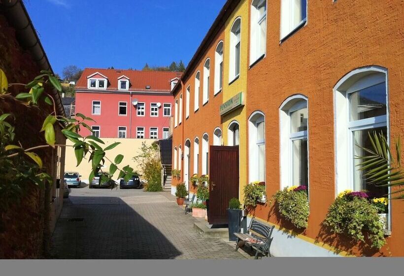 هتل An Der Porzellan Manufaktur Pension