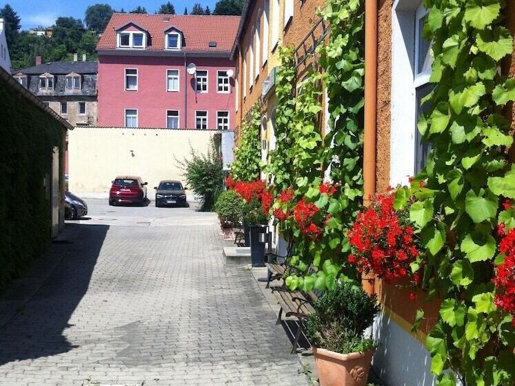 هتل An Der Porzellan Manufaktur Pension