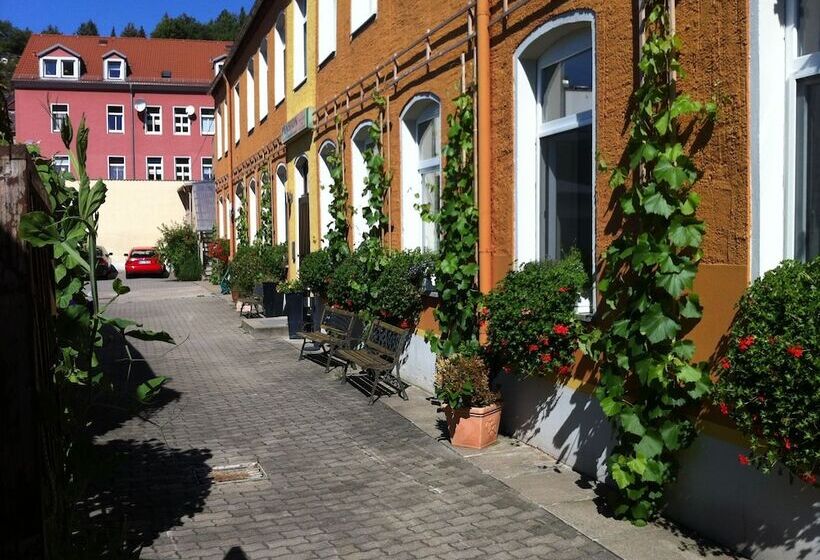 هتل An Der Porzellan Manufaktur Pension