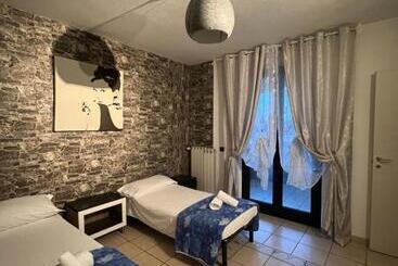پانسیون Affittacamere House