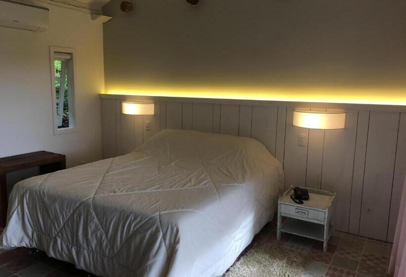 펜션 Auberge Suisse Pousada