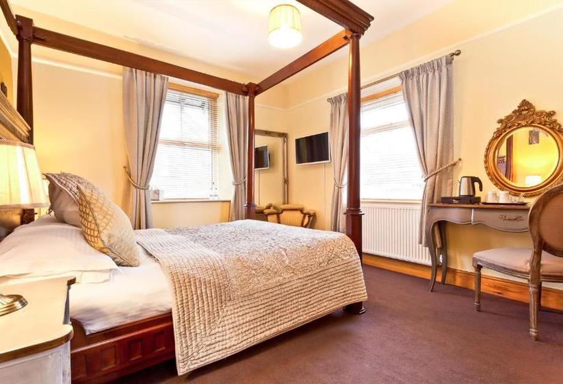 ペンション Chestnuts Guest House