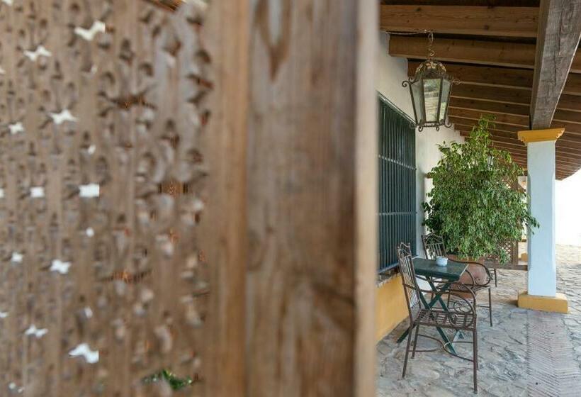 پانسیون Cortijo Los Monteros