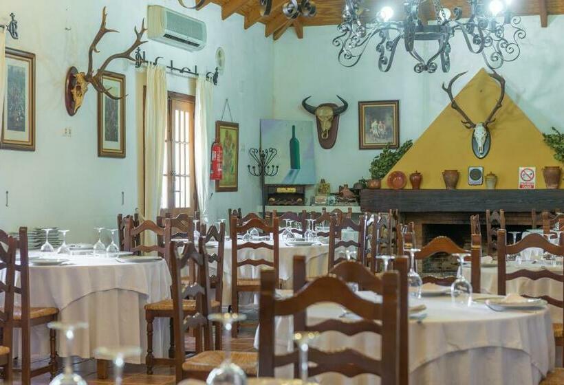 پانسیون Cortijo Los Monteros