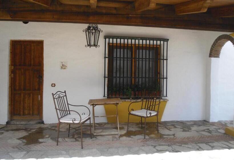 پانسیون Cortijo Los Monteros