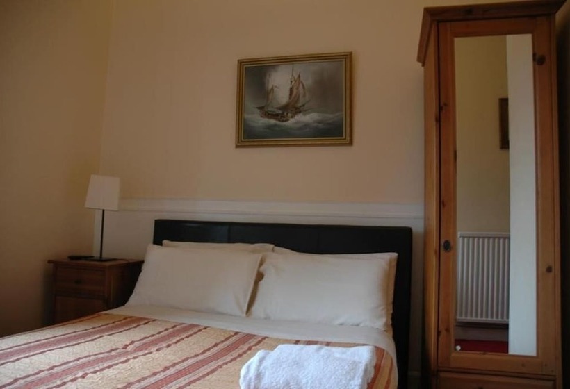 پانسیون Drumorne Guest House