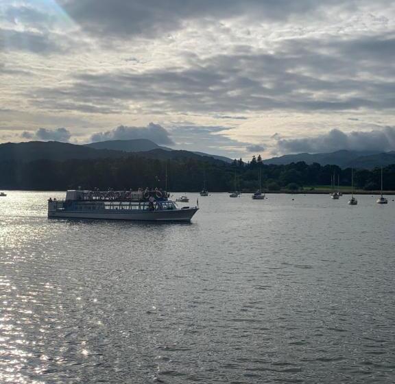 膳宿费 Hillsdale B&b In Ambleside