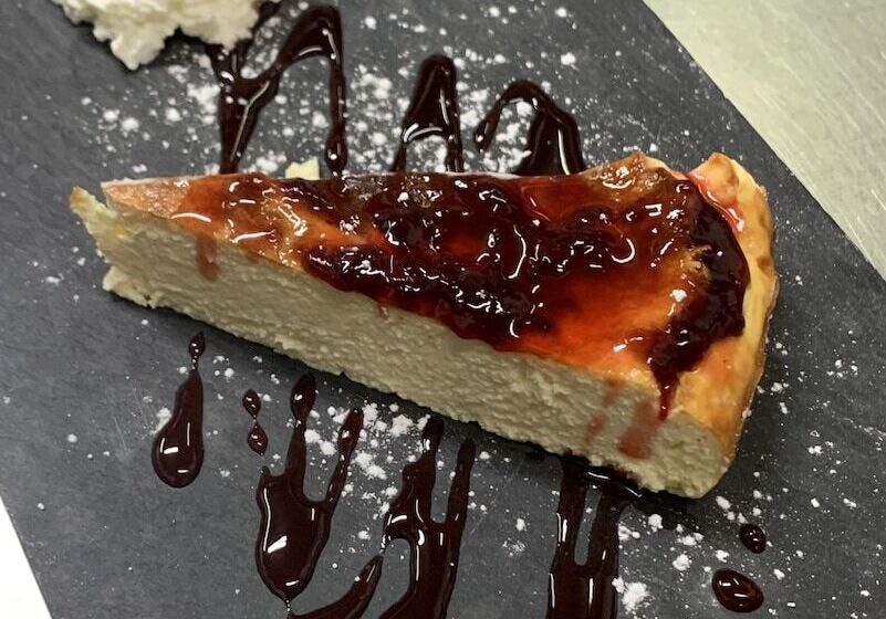 پانسیون Hostal Tarres