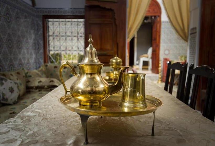 بنسيون La Colombe Blanche