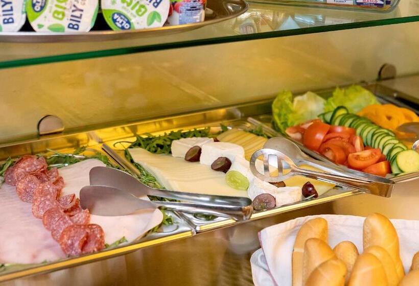 پانسیون Penzion Maštal