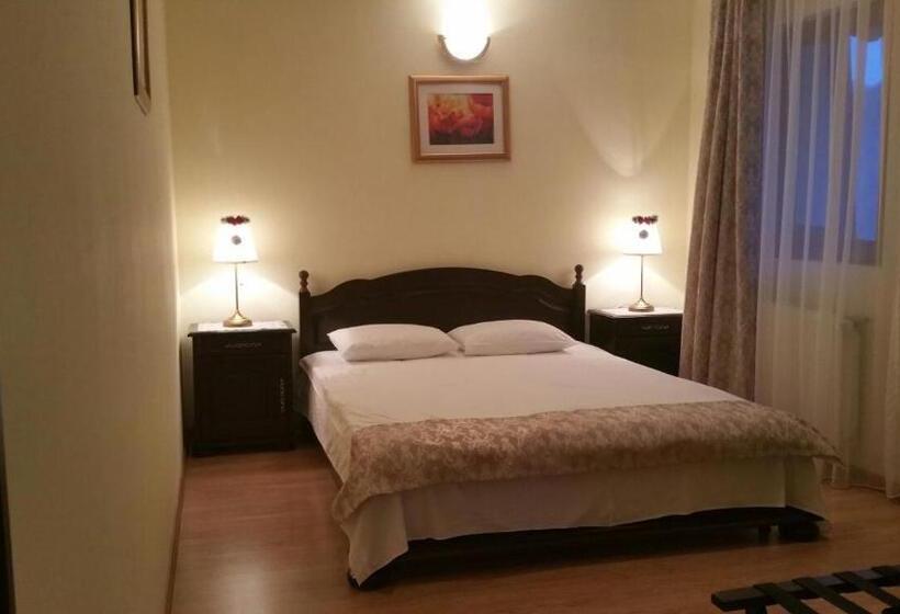 پانسیون Vila Felix