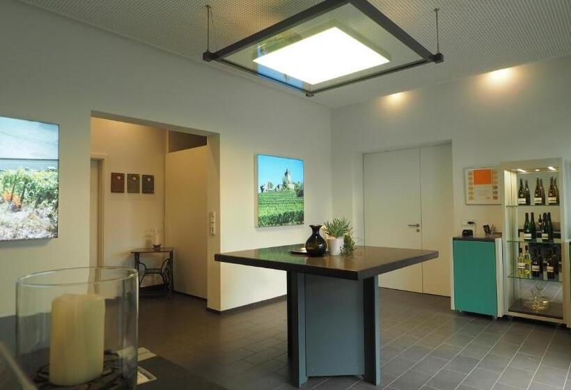 펜션 Weingut Clemens