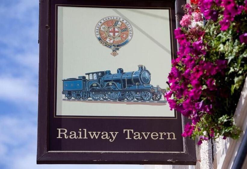 Общежитие The Railway Tavern