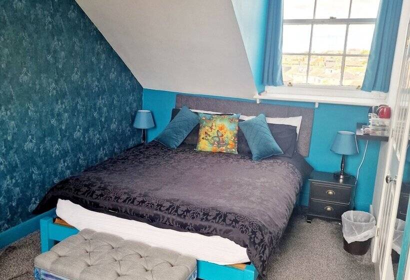 צימר Philbeach Guest House