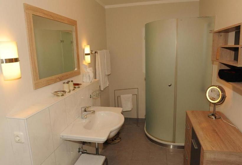 City Zimmer Appartement Dina Mariner