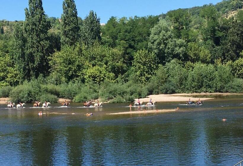 Пансион Brasseurs Du Pont   Microbrasserie Avec Chambres