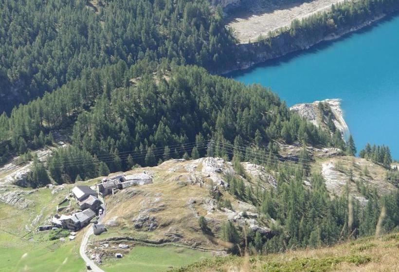 بنسيون Chalet Colinn