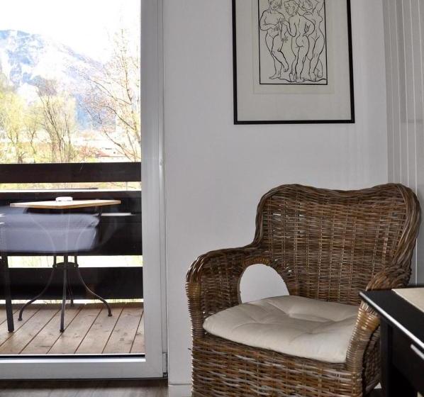 ペンション Gasthof Badl   Bed & Breakfast