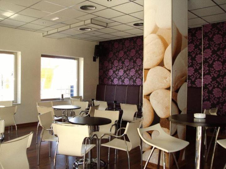 بنسيون Hostal Sabana
