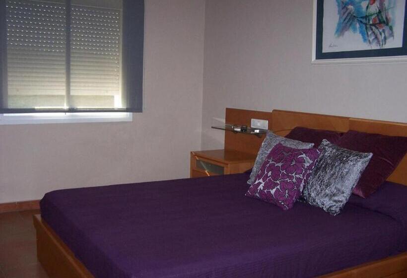بنسيون Hostal Sabana