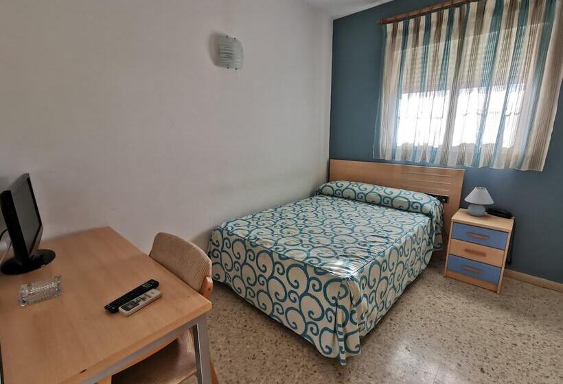 ペンション Hostal Talavera
