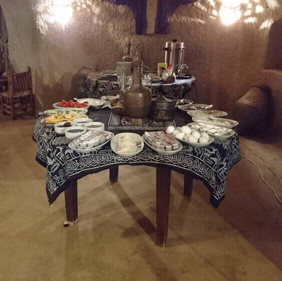 پانسیون Kirkit