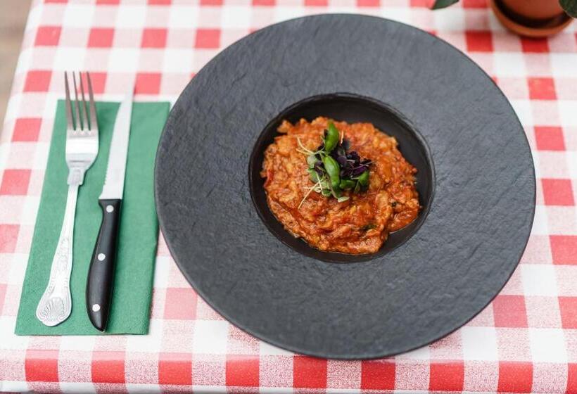 بنسيون The Limes