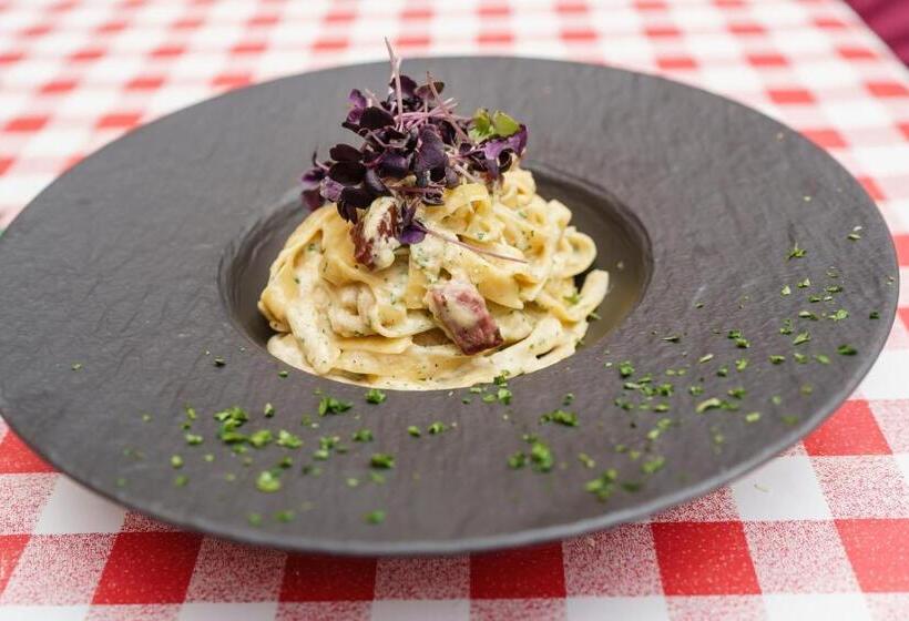 بنسيون The Limes