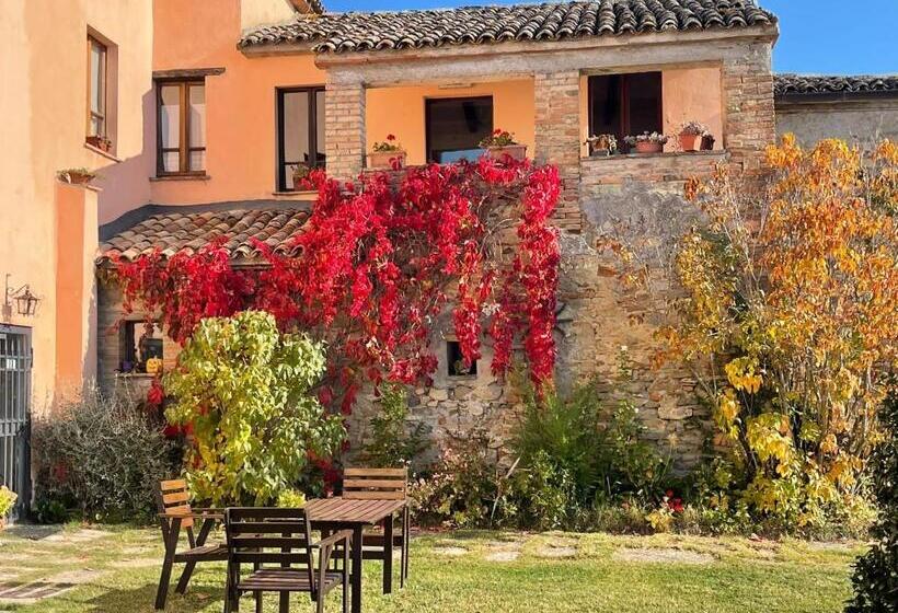 فندق Agriturismo Monterosello