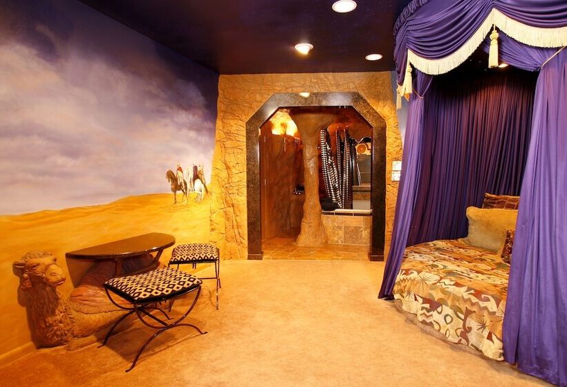 هتل Black Swan Inn Luxurious Theme Rooms