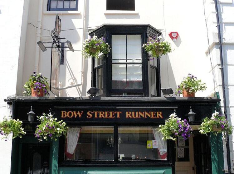 پانسیون Bow Street Runner