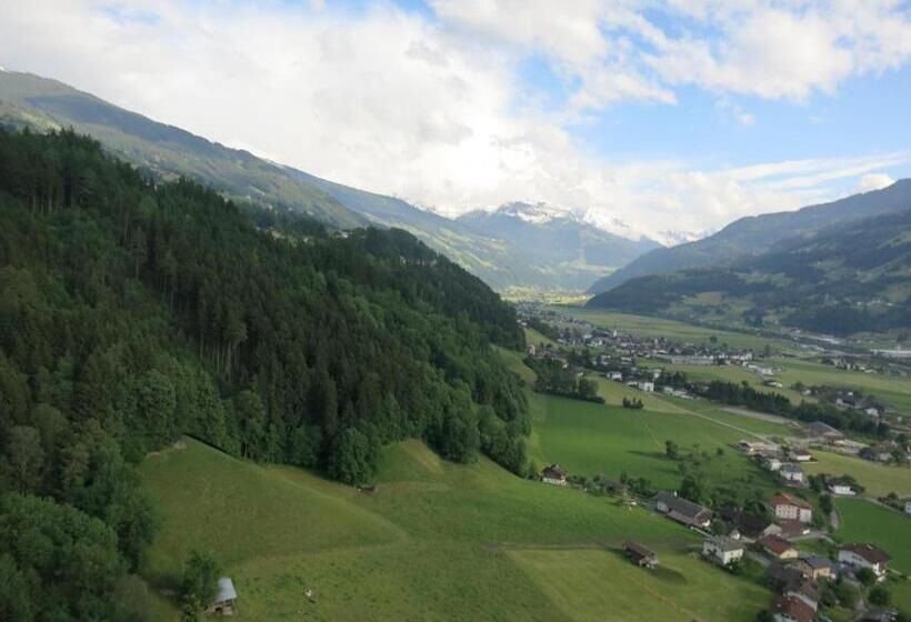 Пансион Ferienhaus Zillertal