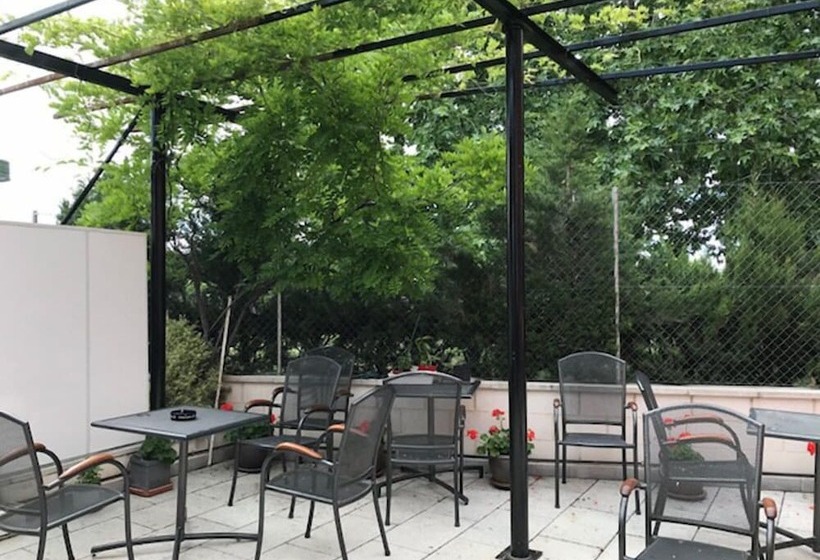 膳宿费 Hostal Rica Posada