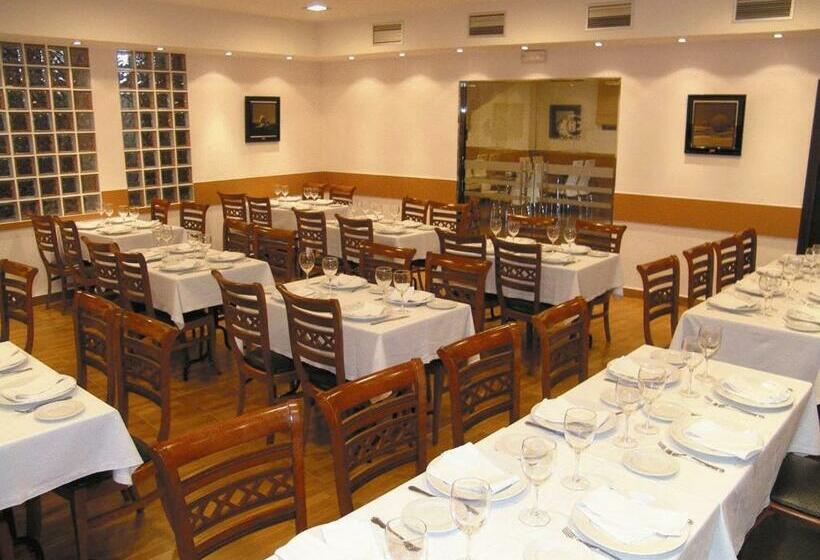 بنسيون Hostal San Andres