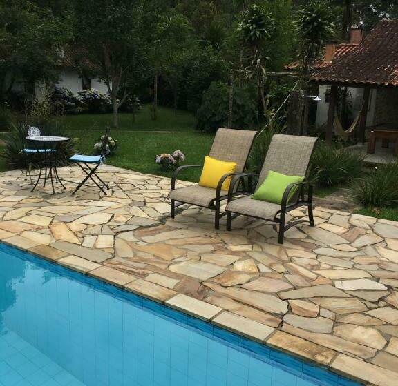 پانسیون Pousada Recanto Do Pinheirão