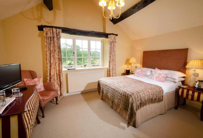 Общежитие Eltermere Inn